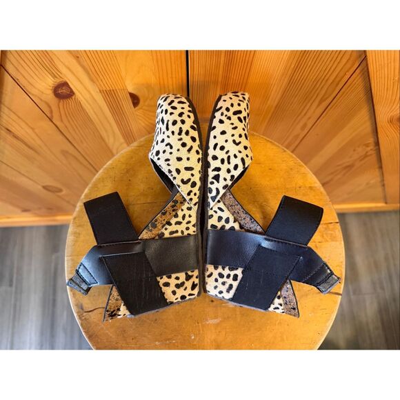 Corkys Timeout Leopard Print Calf Hair Wedges Heels Size 7 - Picture 6 of 8